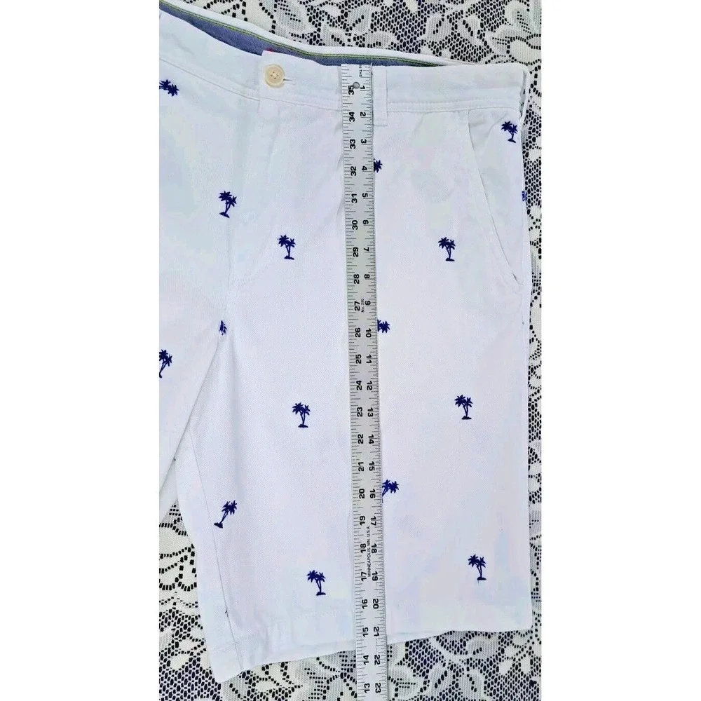 Izod Shorts Mens Size 38 White‎ All Over Palm Tree Print Casual Slash Pockets